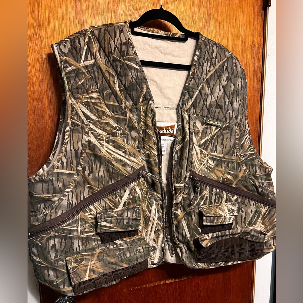 Camouflage Hunting Vest by Gamehide